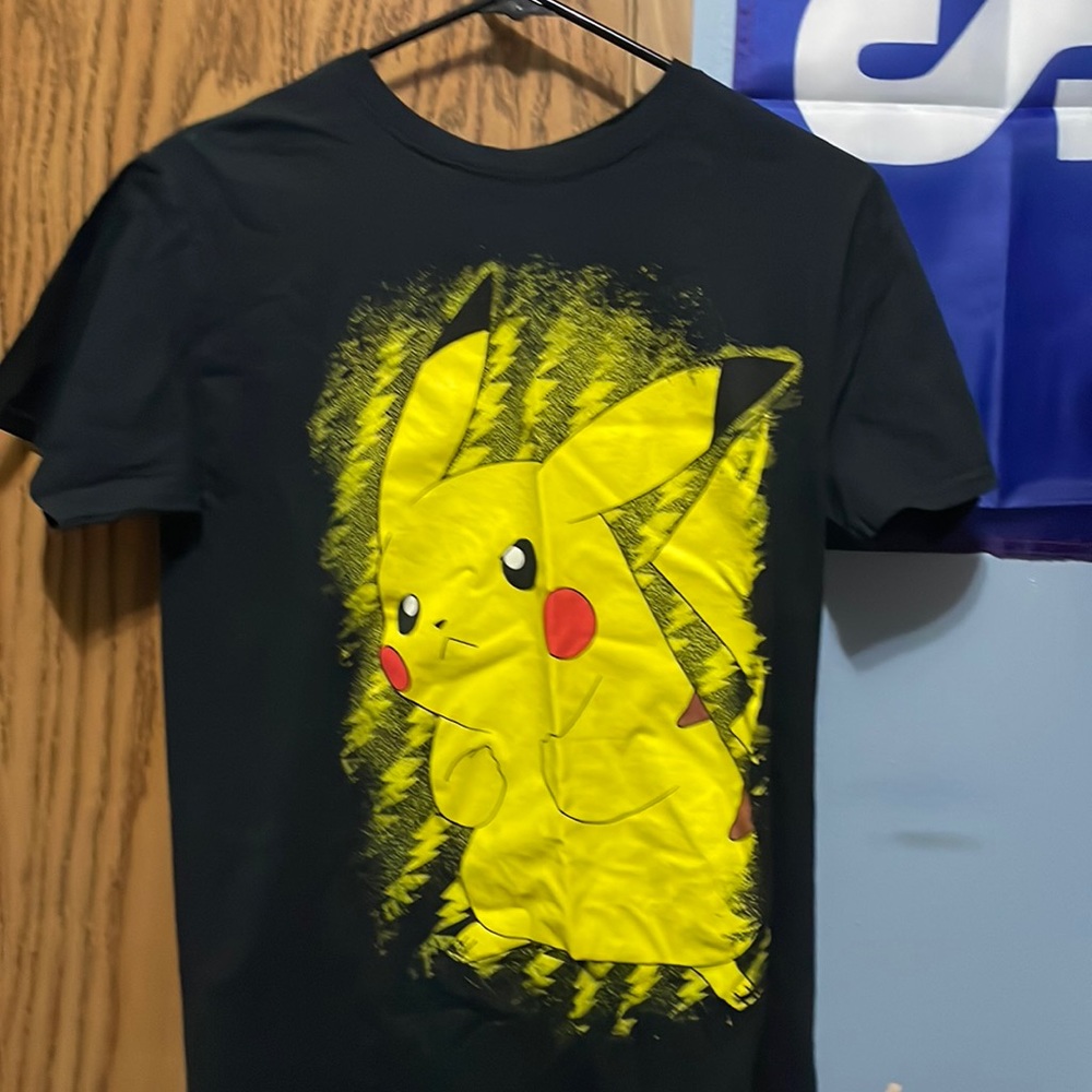 Black Pokémon t-shirt